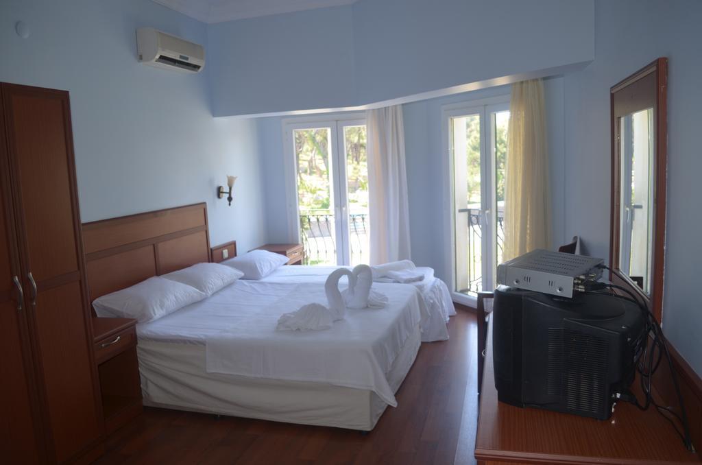 Silva Hotel Ayvalı Extérieur photo