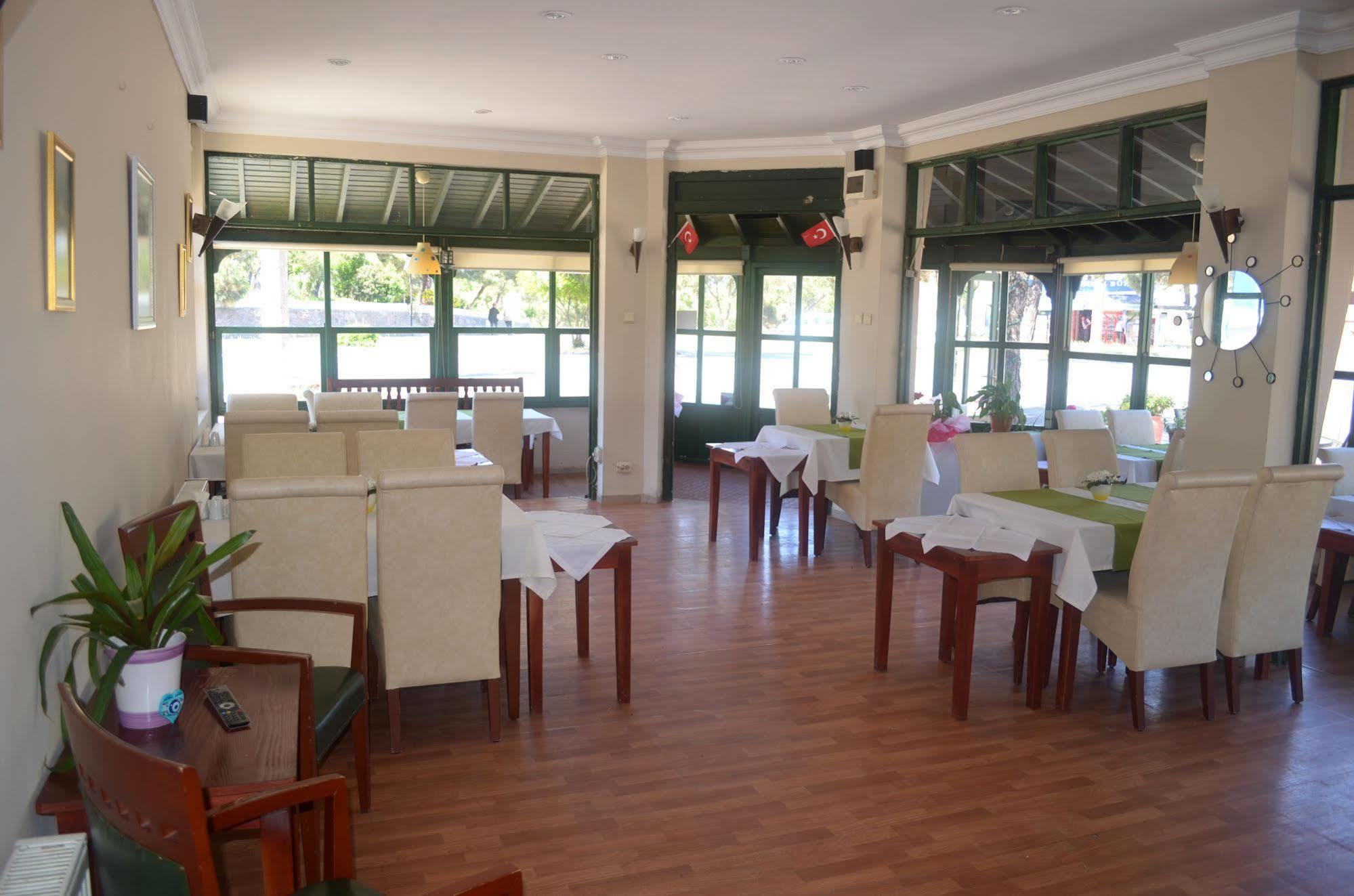 Silva Hotel Ayvalı Extérieur photo