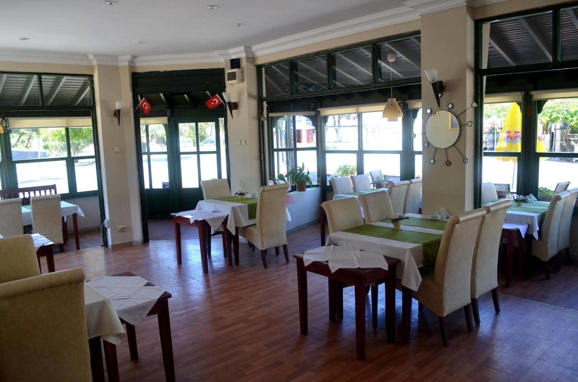 Silva Hotel Ayvalı Extérieur photo