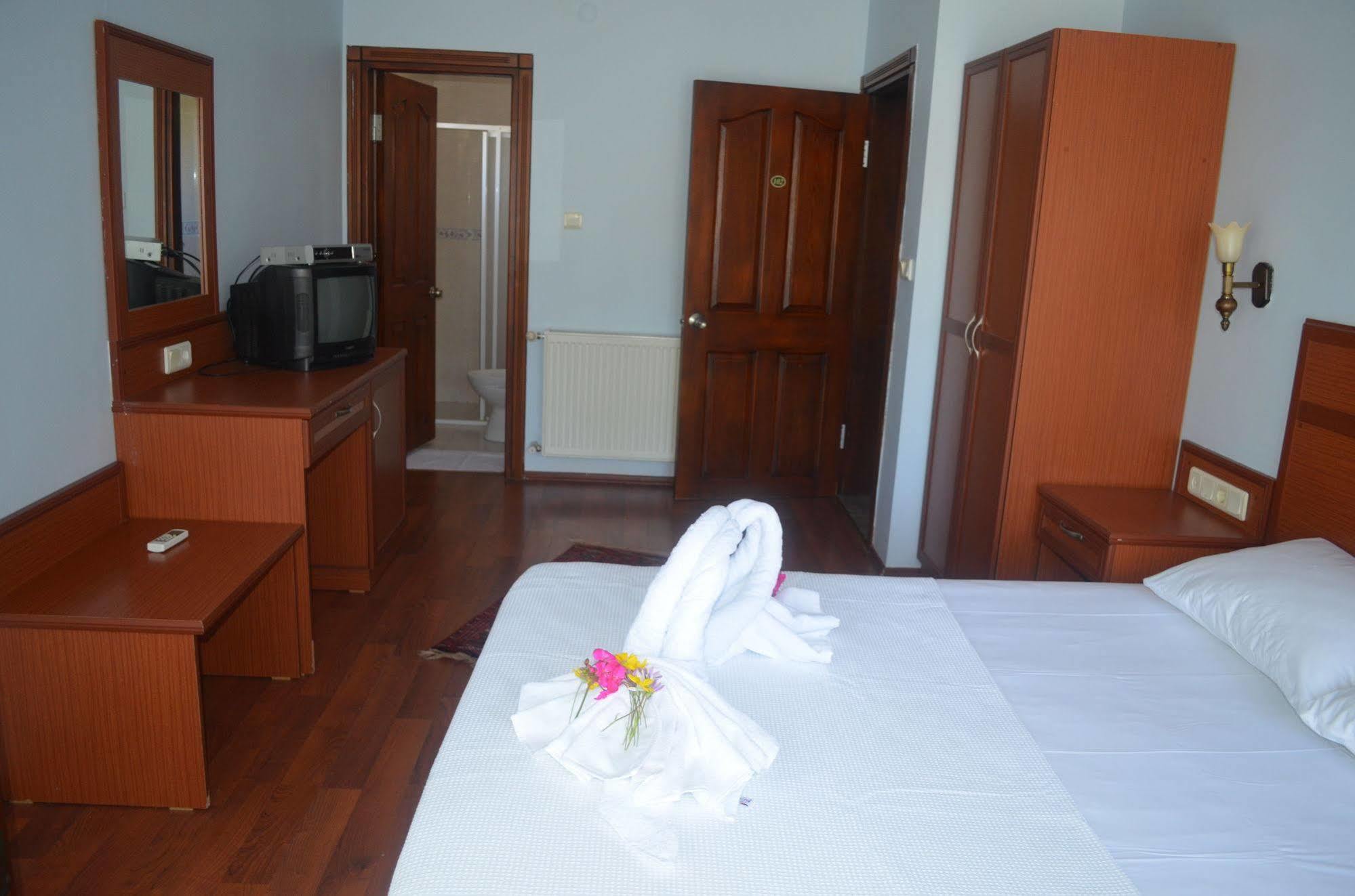 Silva Hotel Ayvalı Extérieur photo